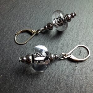 QUENTIN VALENTIN, BOUCLES D’OREILLES CRISTAL DE MURANO FEUILLE ARGENT 999 1000 NOIR ; 2