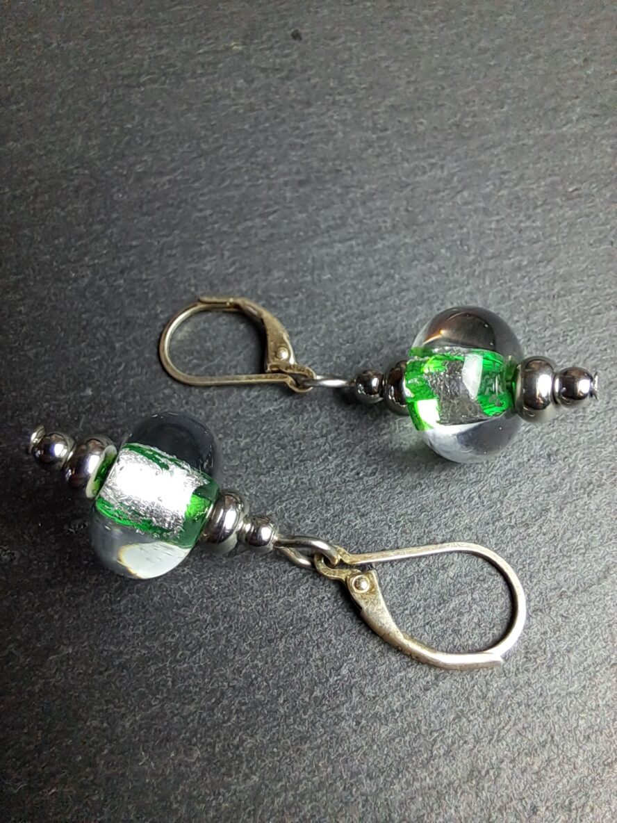 QUENTIN VALENTIN, BOUCLES D’OREILLES CRISTAL DE MURANO FEUILLE ARGENT 999 1000 VERT EMERAUDE ; 3