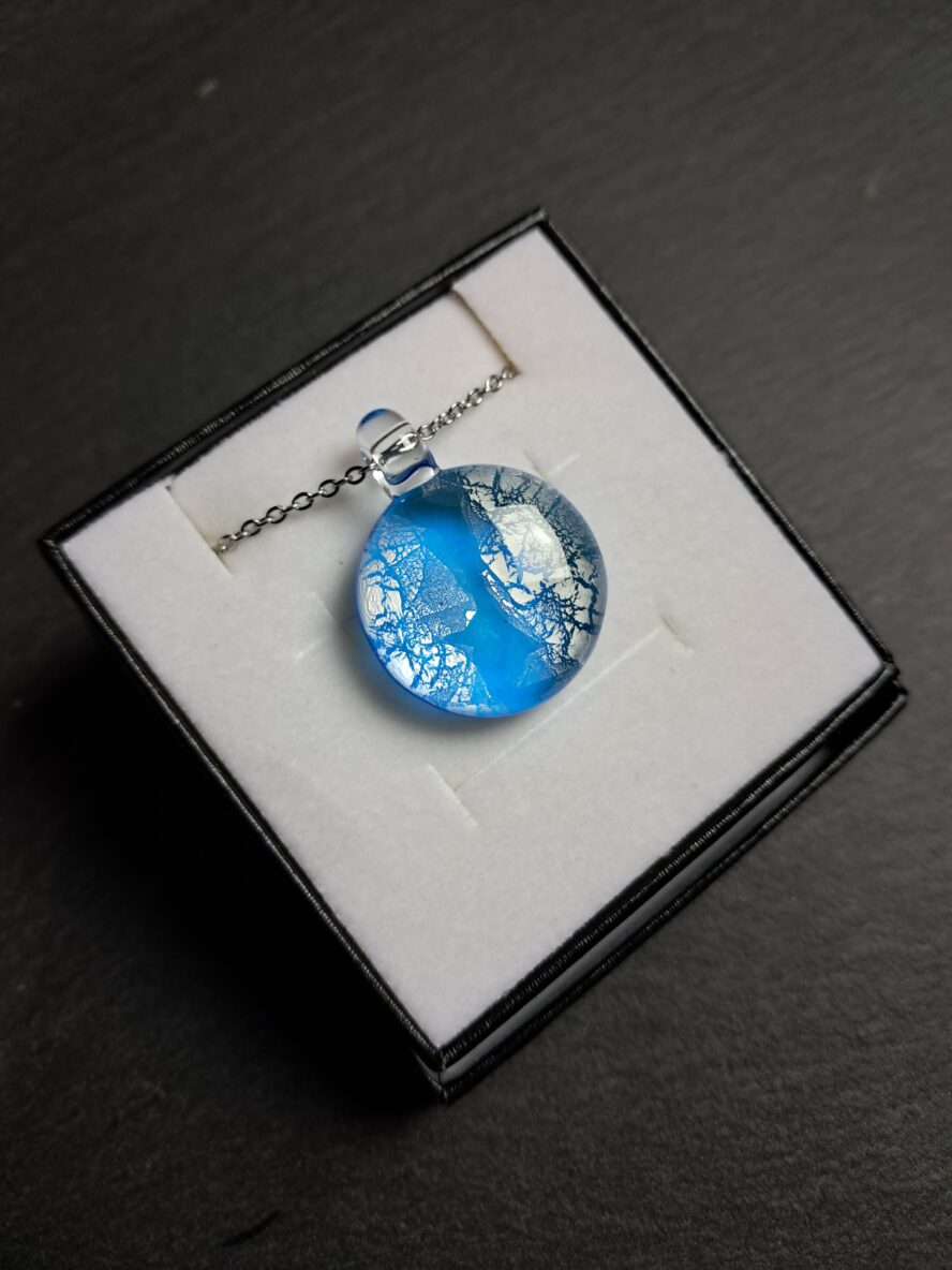 Eclats d’Argent, Pendentif, Bleu Ciel. - QUENTIN VALENTIN, COLLIER PENDENTIF CRISTAL DE MURANO FEUILLE ARGENT 999 1000 BLEU CIEL ; 5