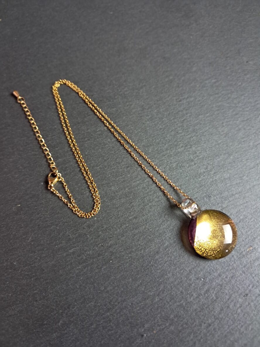 QUENTIN VALENTIN, COLLIER PENDENTIF CRISTAL DE MURANO FEUILLE OR 24 CARATS ROSE ; 1