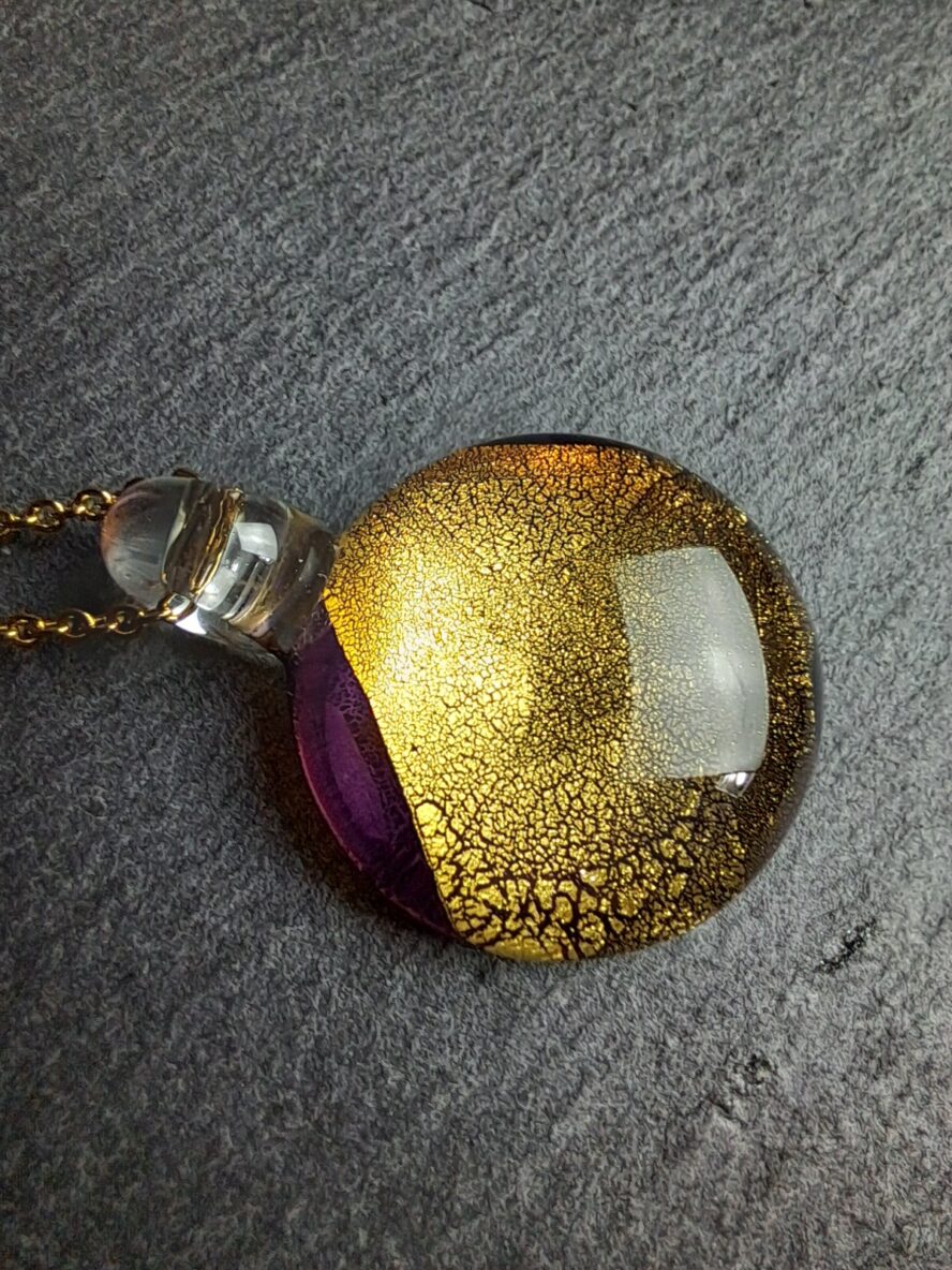 QUENTIN VALENTIN, COLLIER PENDENTIF CRISTAL DE MURANO FEUILLE OR 24 CARATS ROSE ; 2
