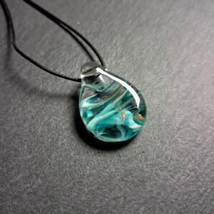 Aventurine, Pendentif Aquarium, Bleu-Vert. - QUENTIN VALENTIN, COLLIER PENDENTIF AQUARIUM CRISTAL DE MURANO AVENTURINE BLEU VERT ; 2