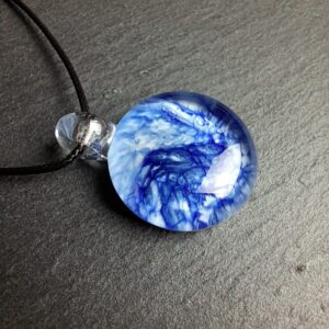 QUENTIN VALENTIN, COLLIER PENDENTIF CRISTAL DE MURANO BLEU VIERZON ; 2