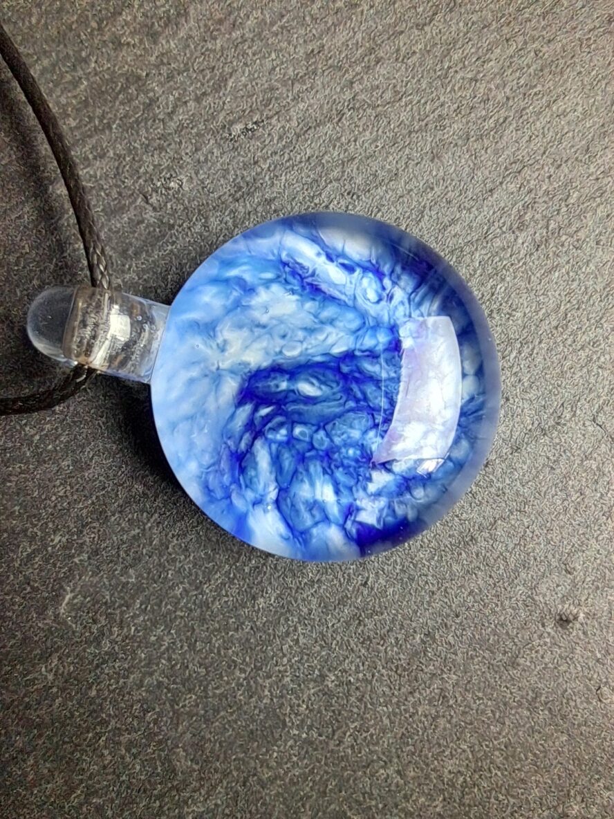 QUENTIN VALENTIN, COLLIER PENDENTIF CRISTAL DE MURANO BLEU VIERZON ; 3